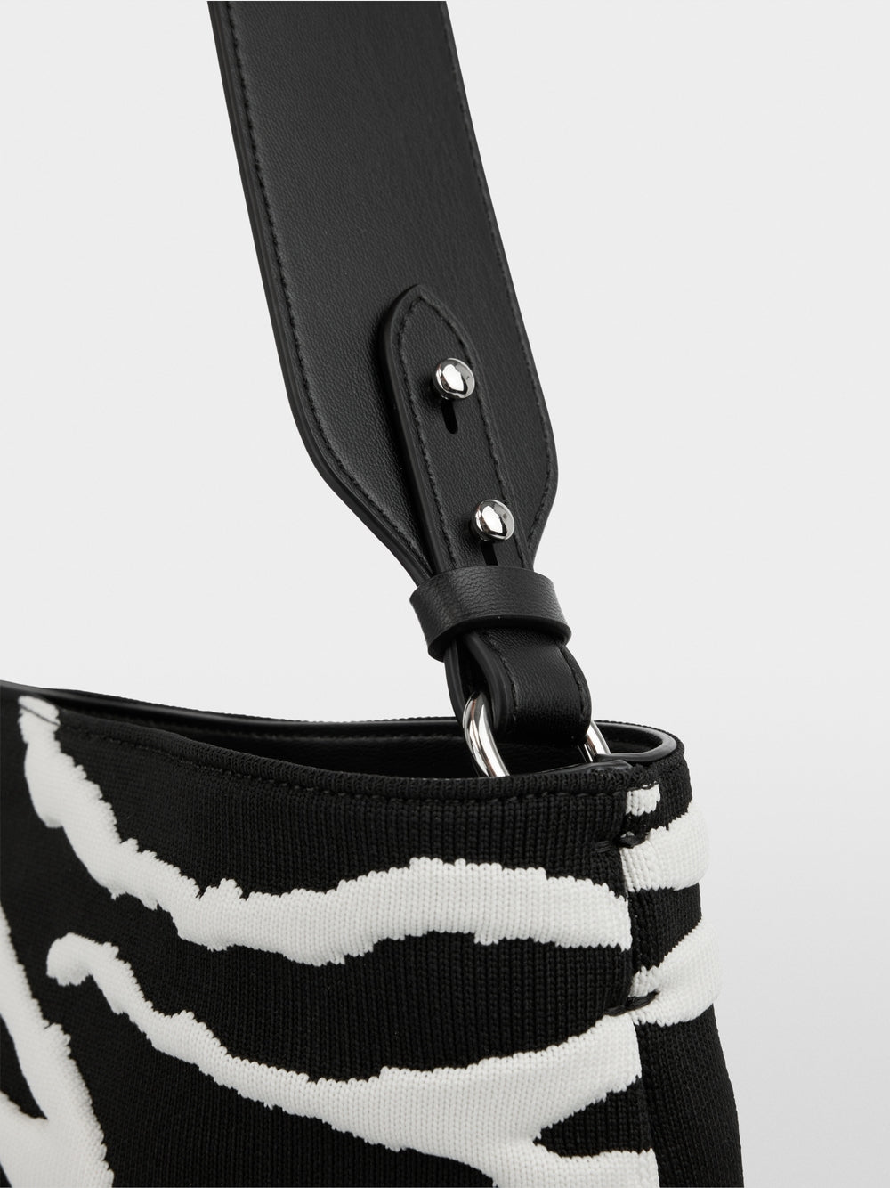 Marc Cain Sports Shoulder Bag ASTI.03M53