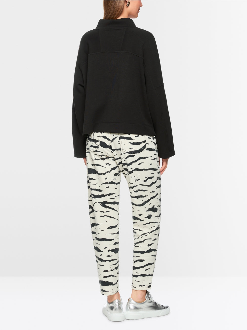 Marc Cain Sports Loose Cut Sweatshirt Black AS44.11J09