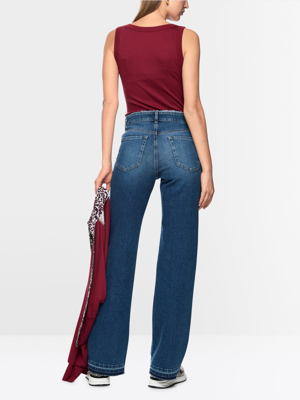 Marc Cain FAID Flared Blue Jeans AP82.32D05