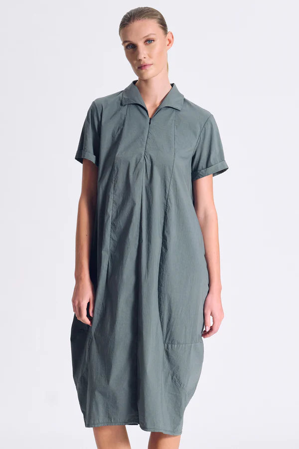 TRANSIT Stretch Poplin Bombeè Shape Dress Green