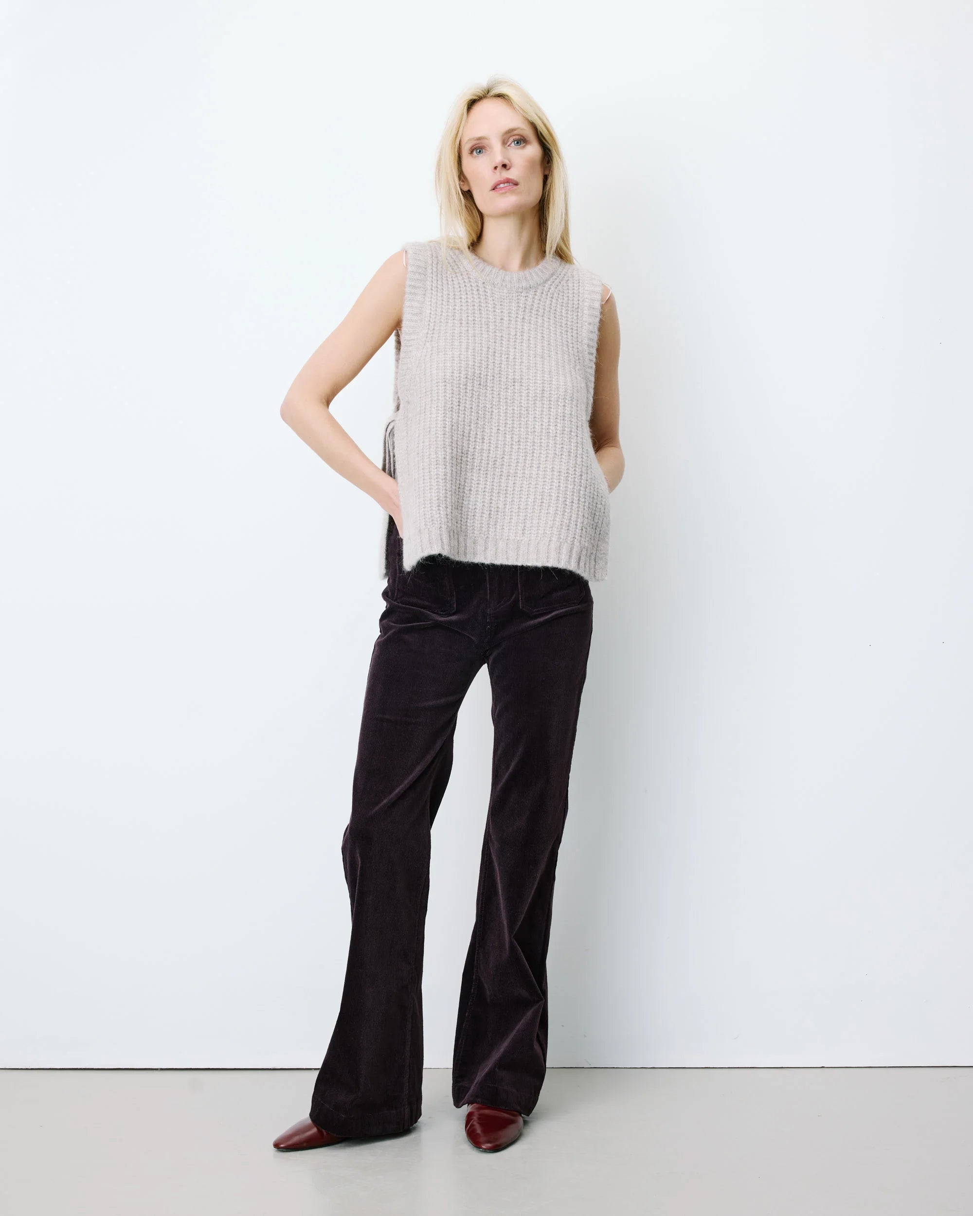 GRACE & MILA Sleeveless Side Tie Sweater Argan Greige