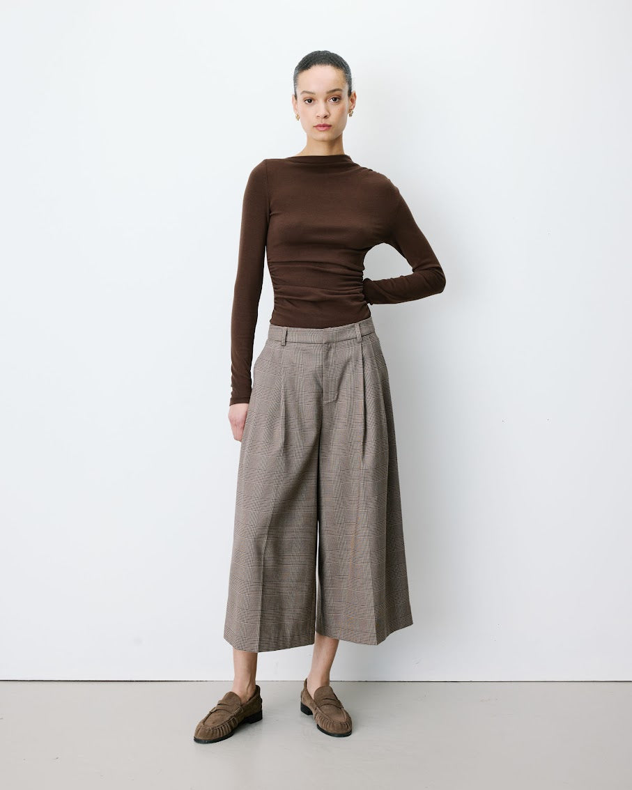 GRACE & MILA Houndstooth Tailored Bermuda Pants Arnold