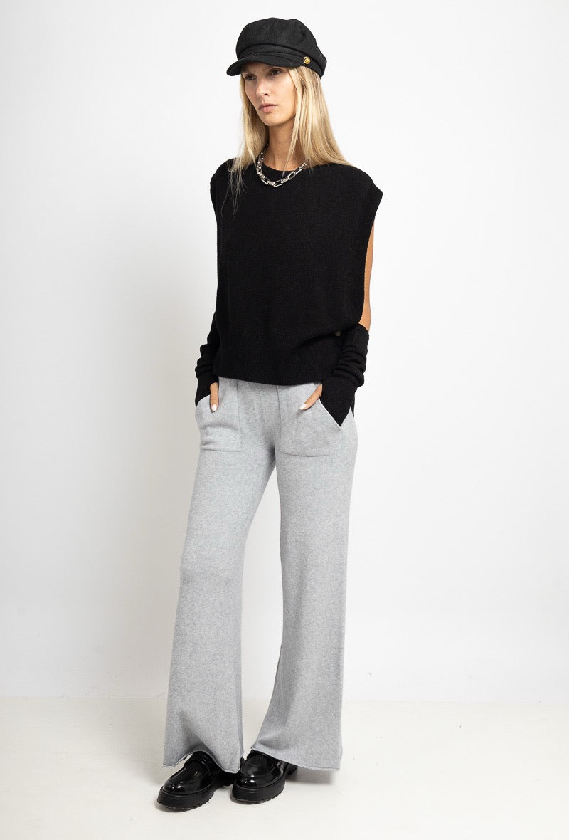 Pippa Cashmere Touch Sleevless Sweater Black