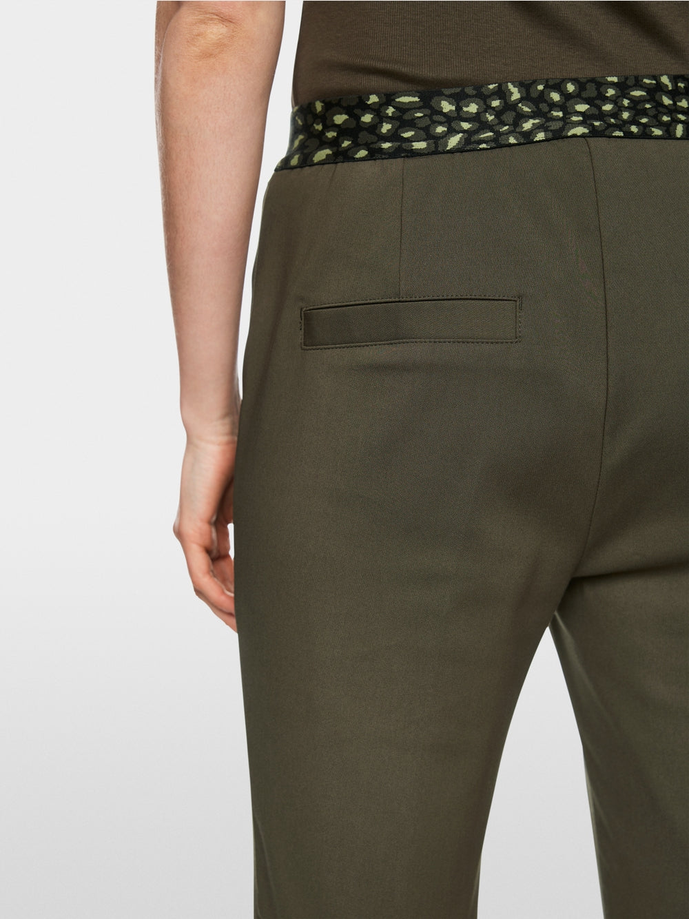 Marc Cain Sports SYDNEY Pants ZS81.12W08 Olive Drab