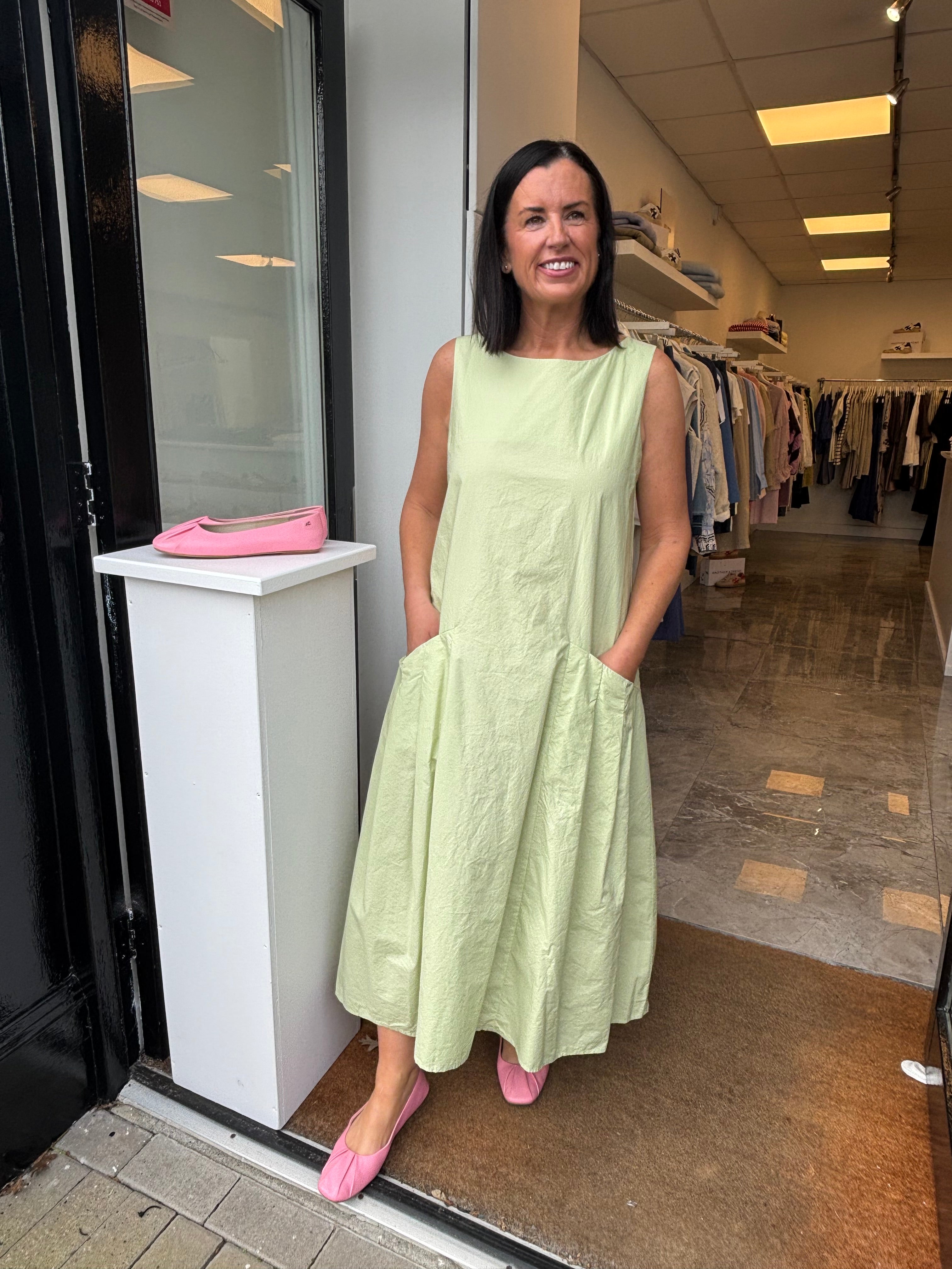 NEIRAMI Cotton Poplin Dress Lime