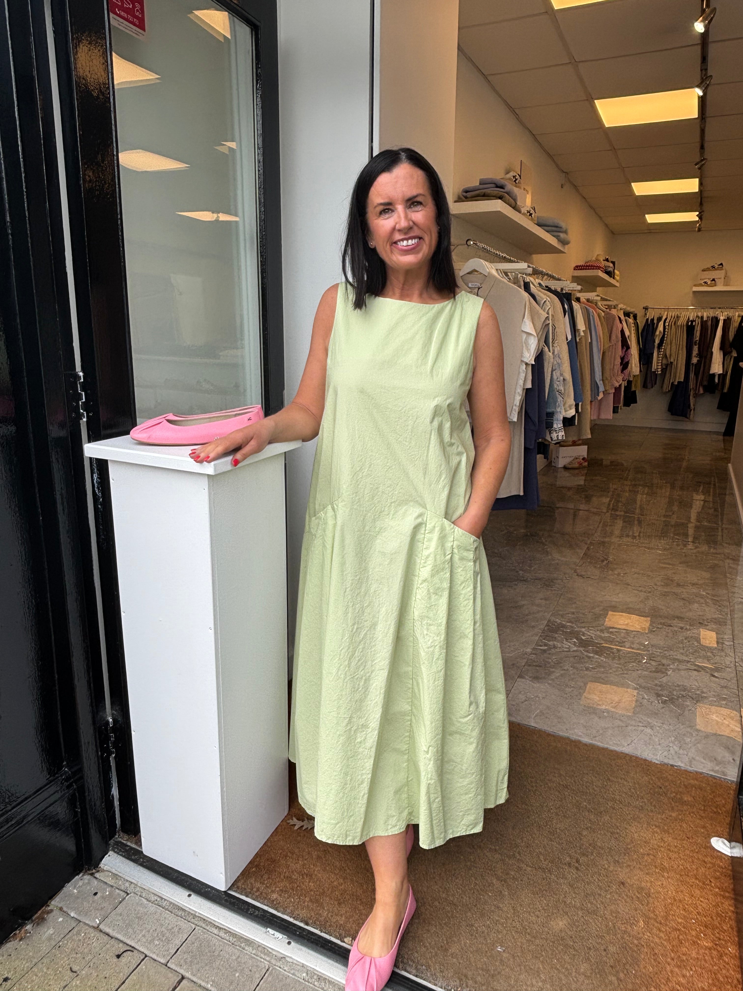 NEIRAMI Cotton Poplin Dress Lime