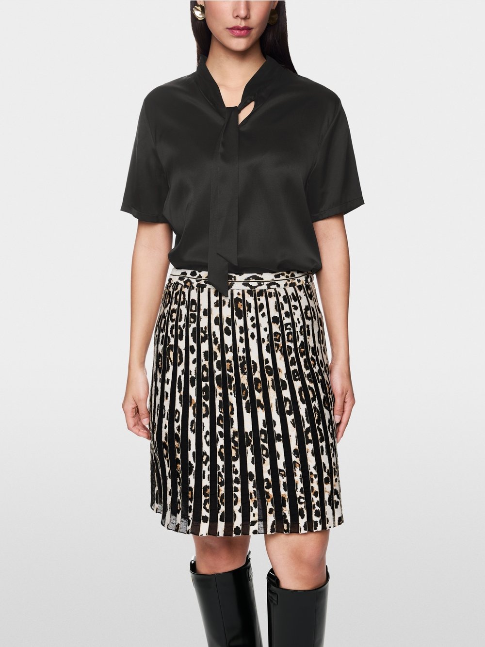 Marc Cain Collections Blouse Shirt with Bow Black ZC55.01J15