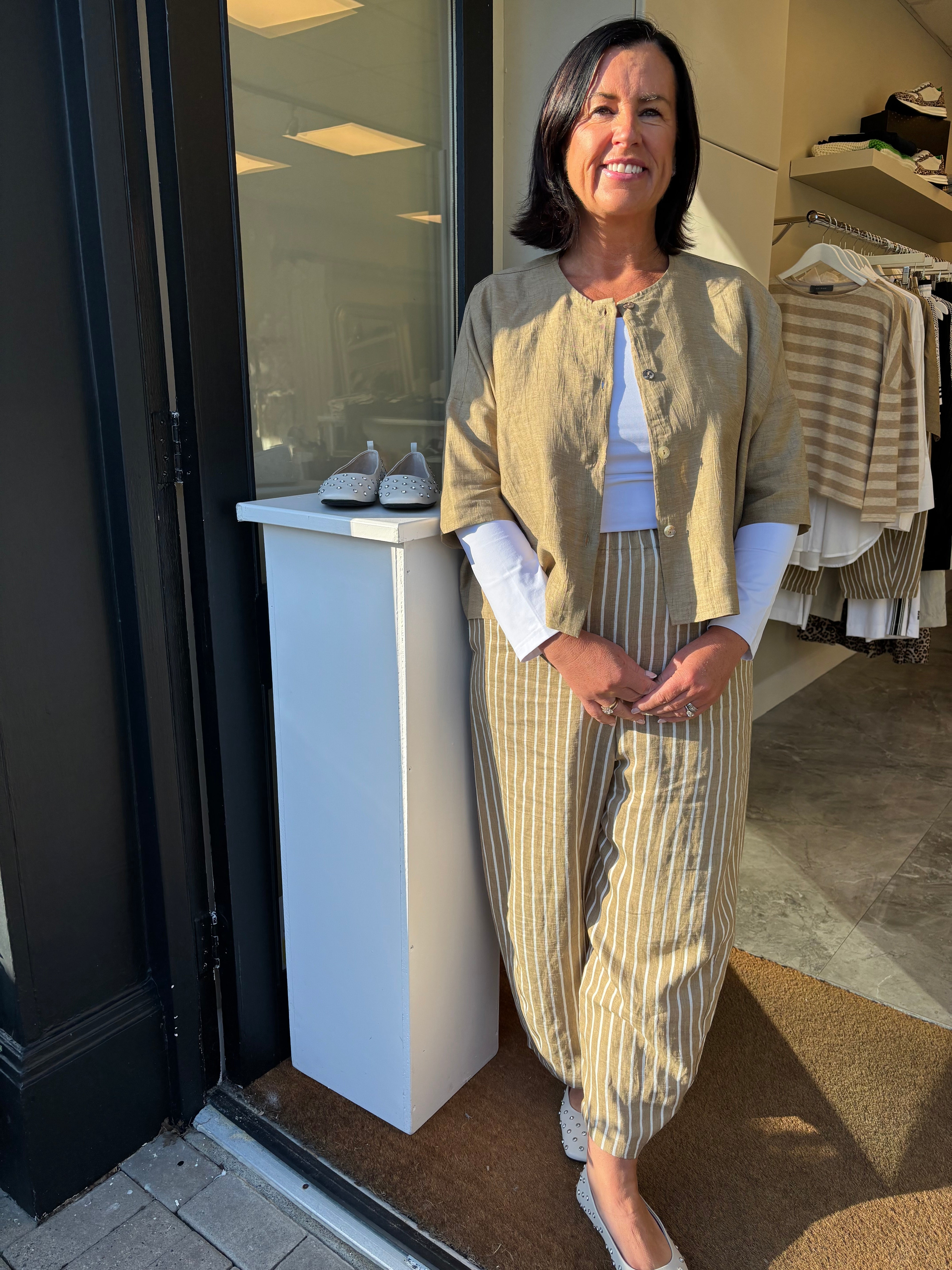 NEIRAMI Linen Stripe Pants Summer Sand