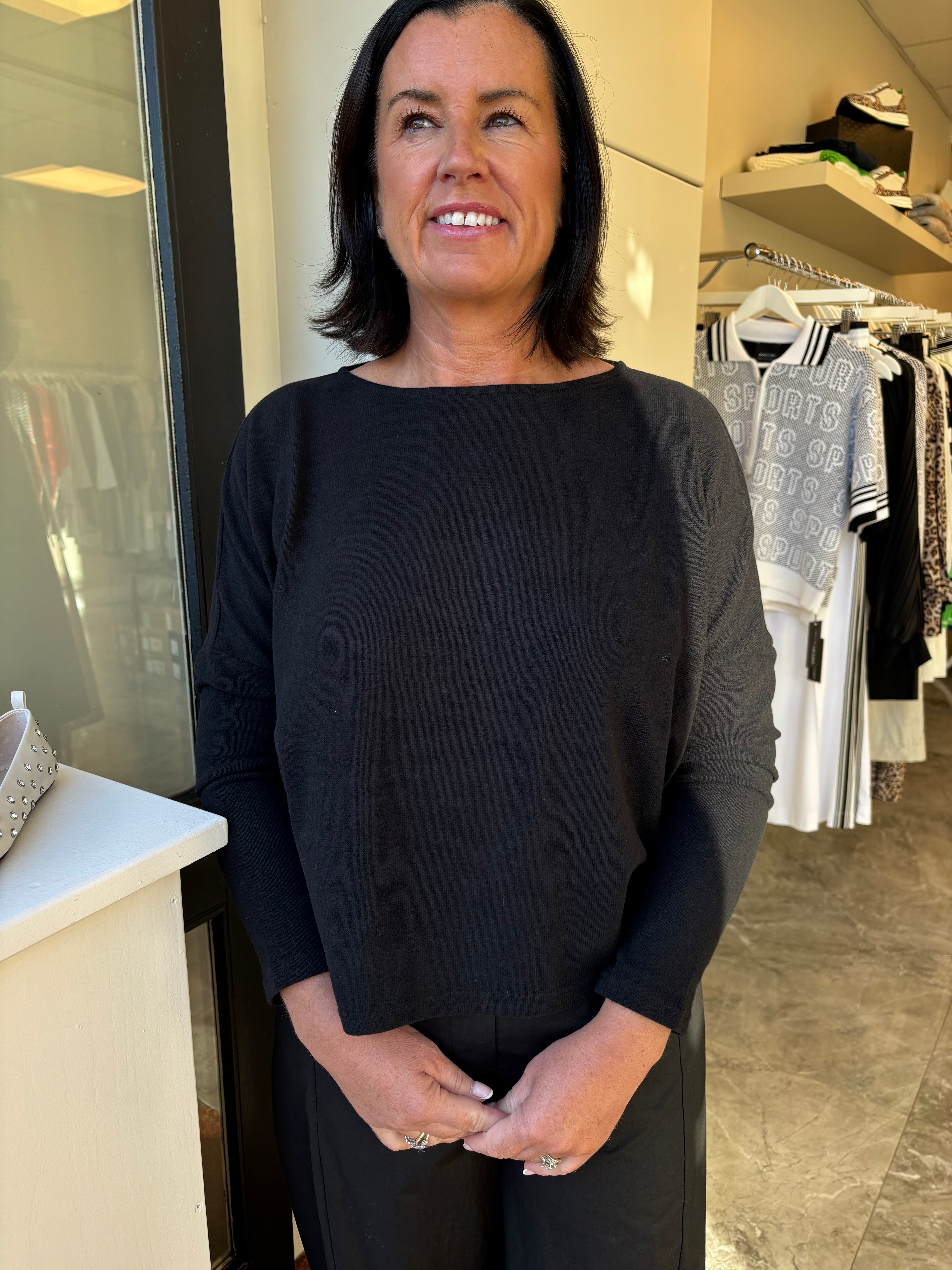 NEIRAMI Relaxed Fit Boxy Sweater Black