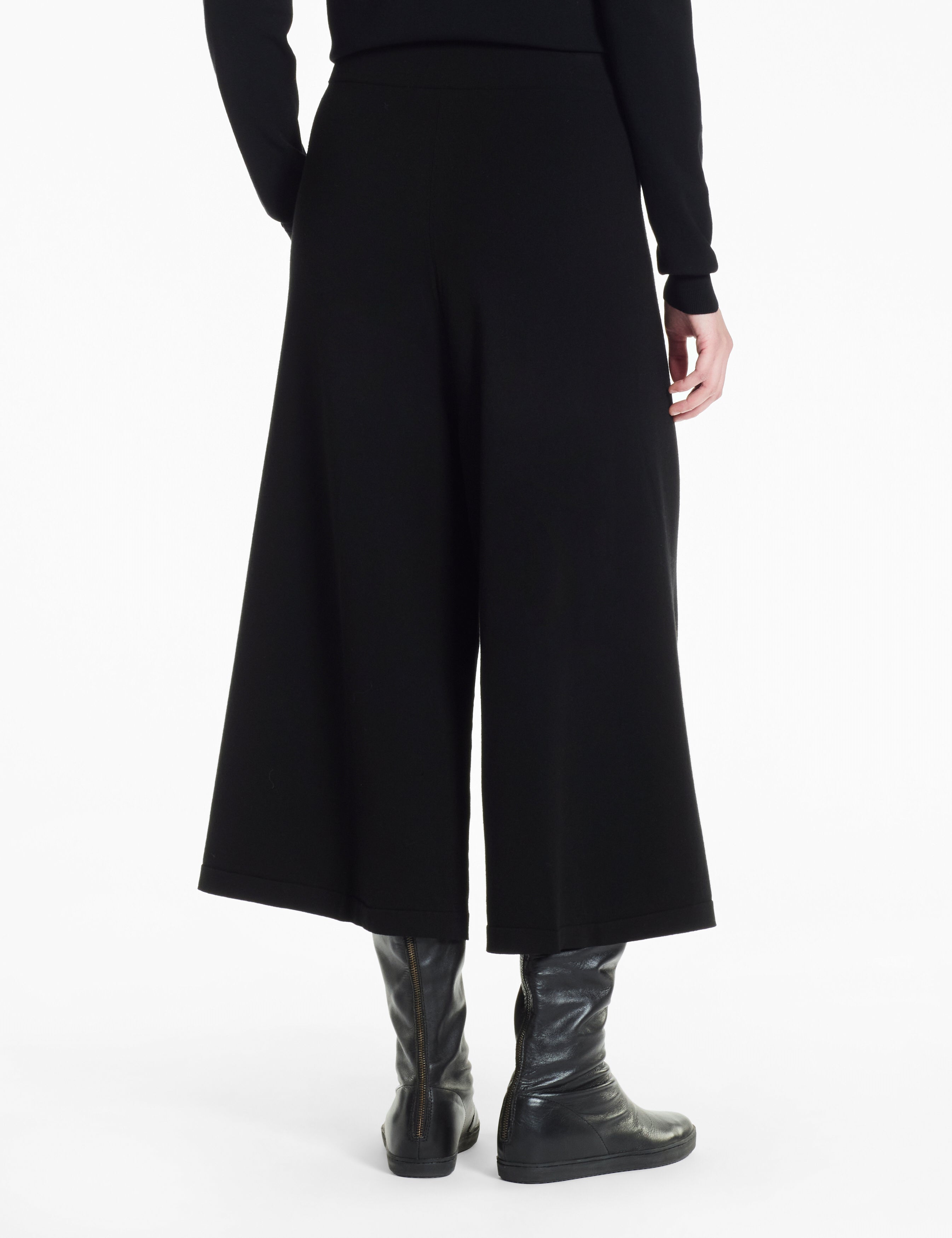 SARAH PACINI Pants 25211034 Black