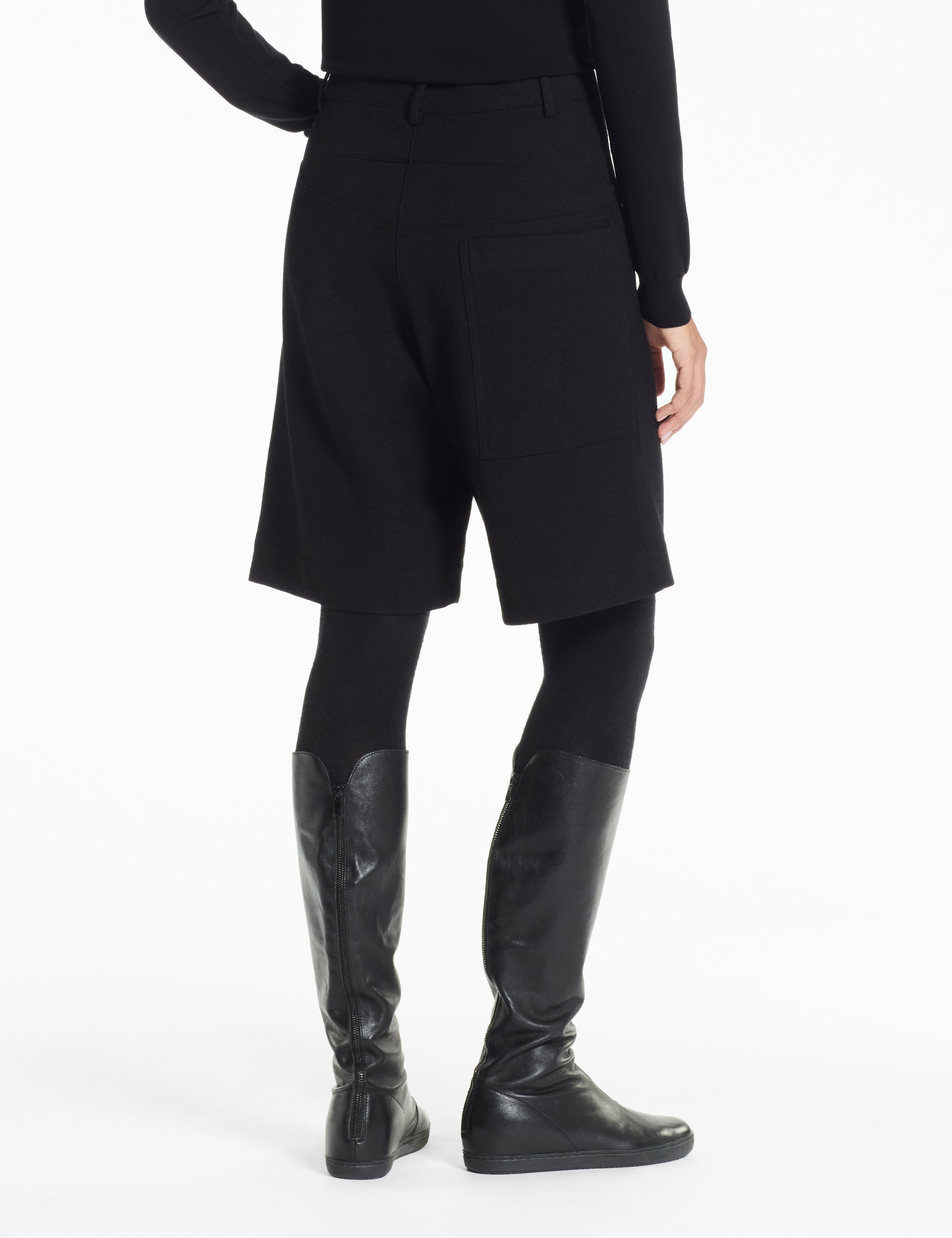 SARAH PACINI City Shorts  25213023 Black