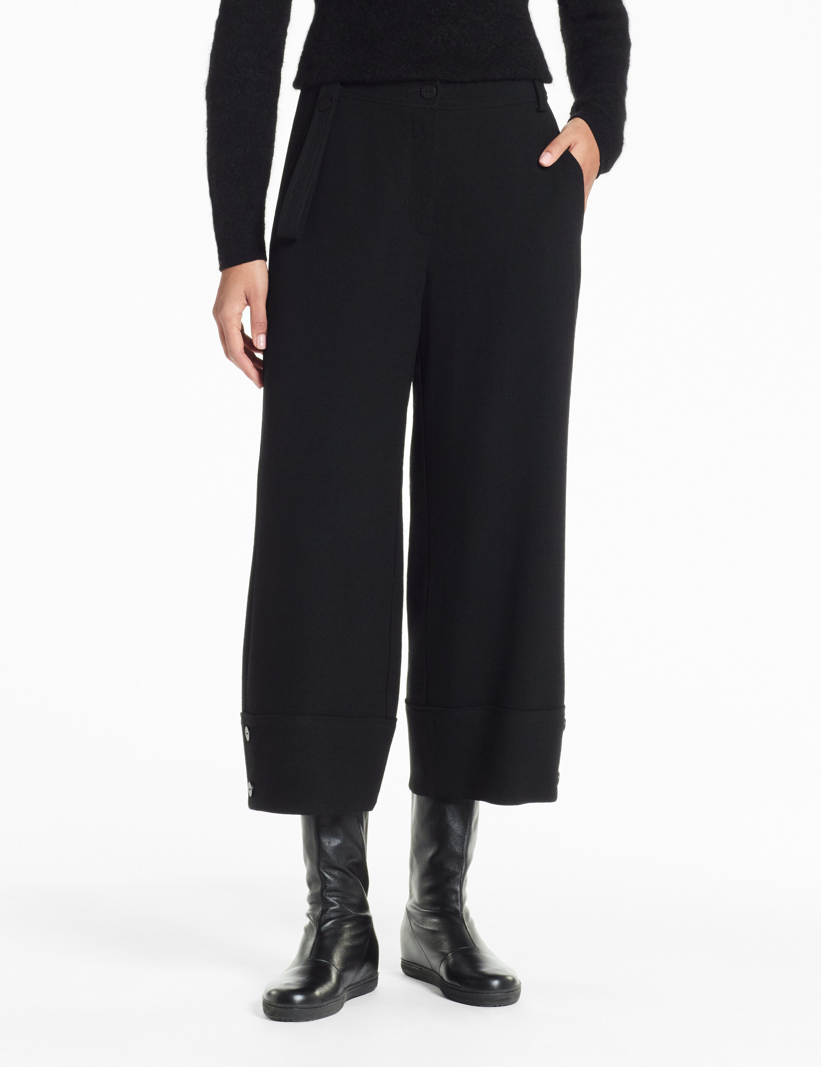 SARAH PACINI Pants 25213025 Black