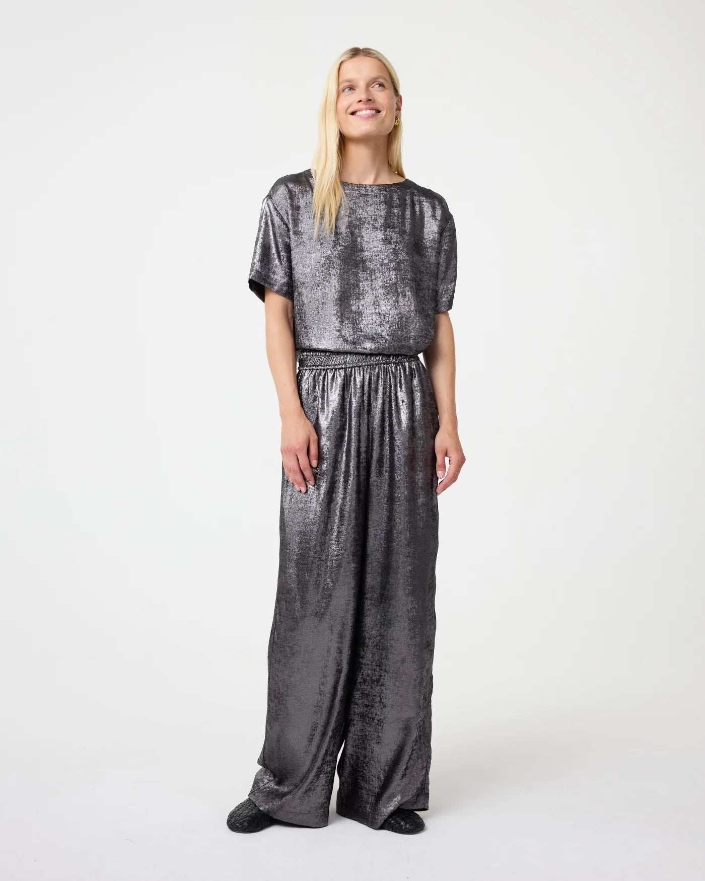 KNIT-TED Varah Top Metallic Grey