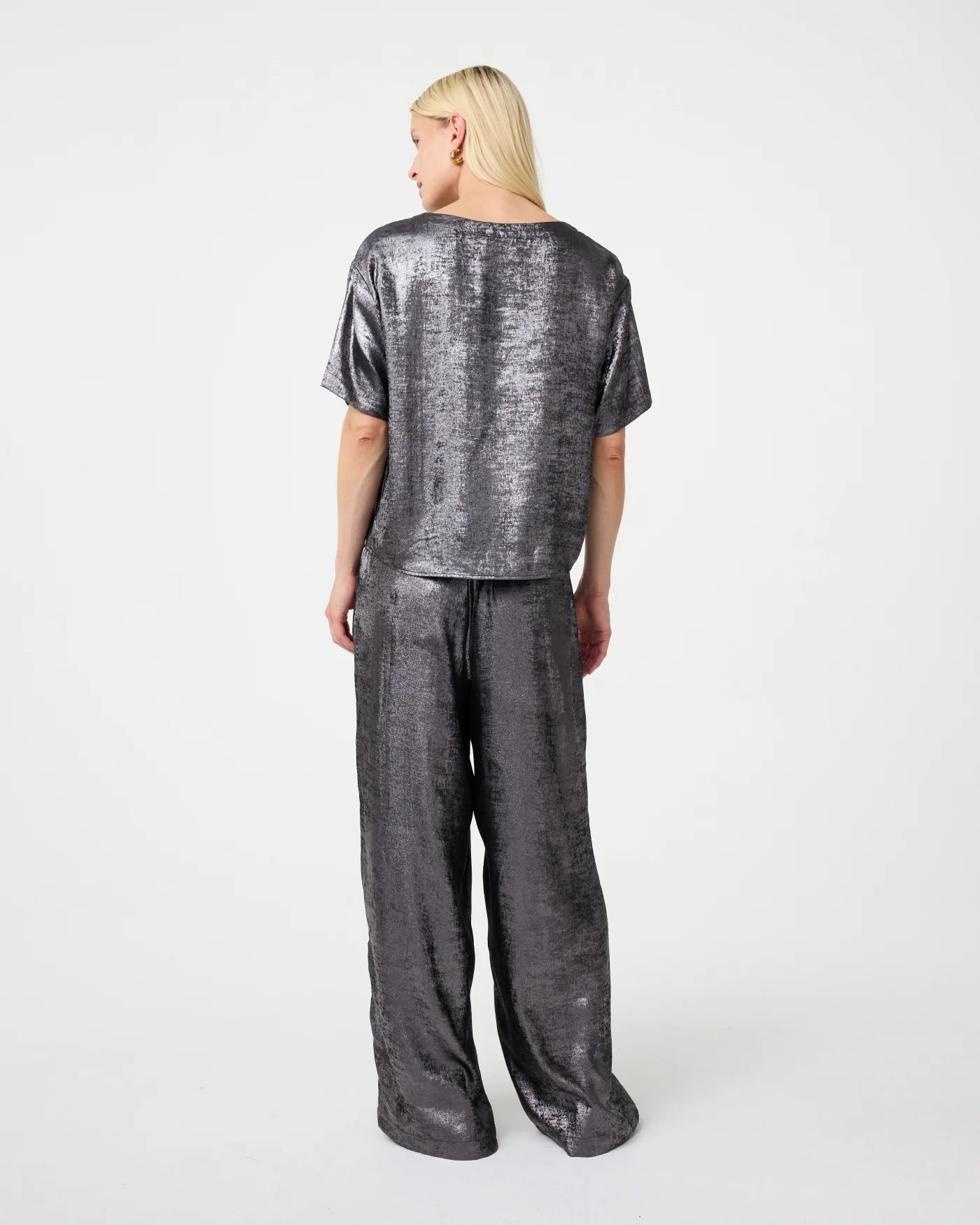 KNIT-TED Varah Top Metallic Grey
