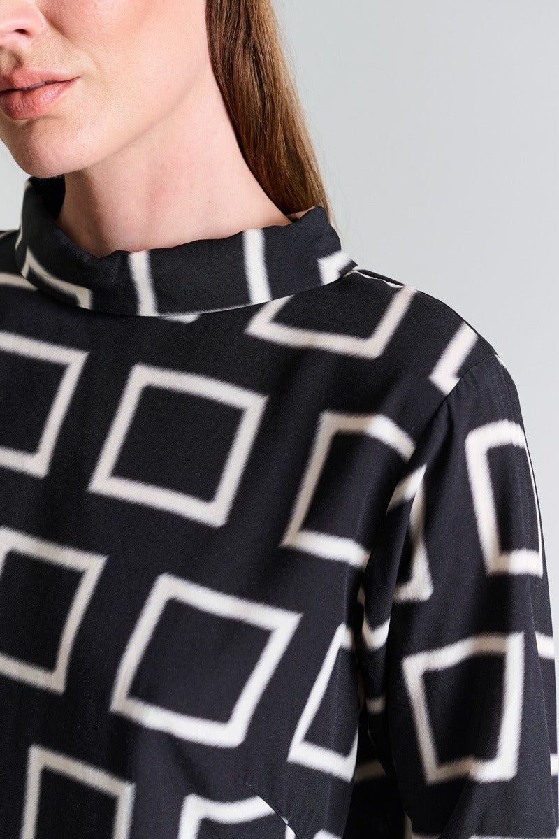BITTE KAI RAND IKI BLOUSE