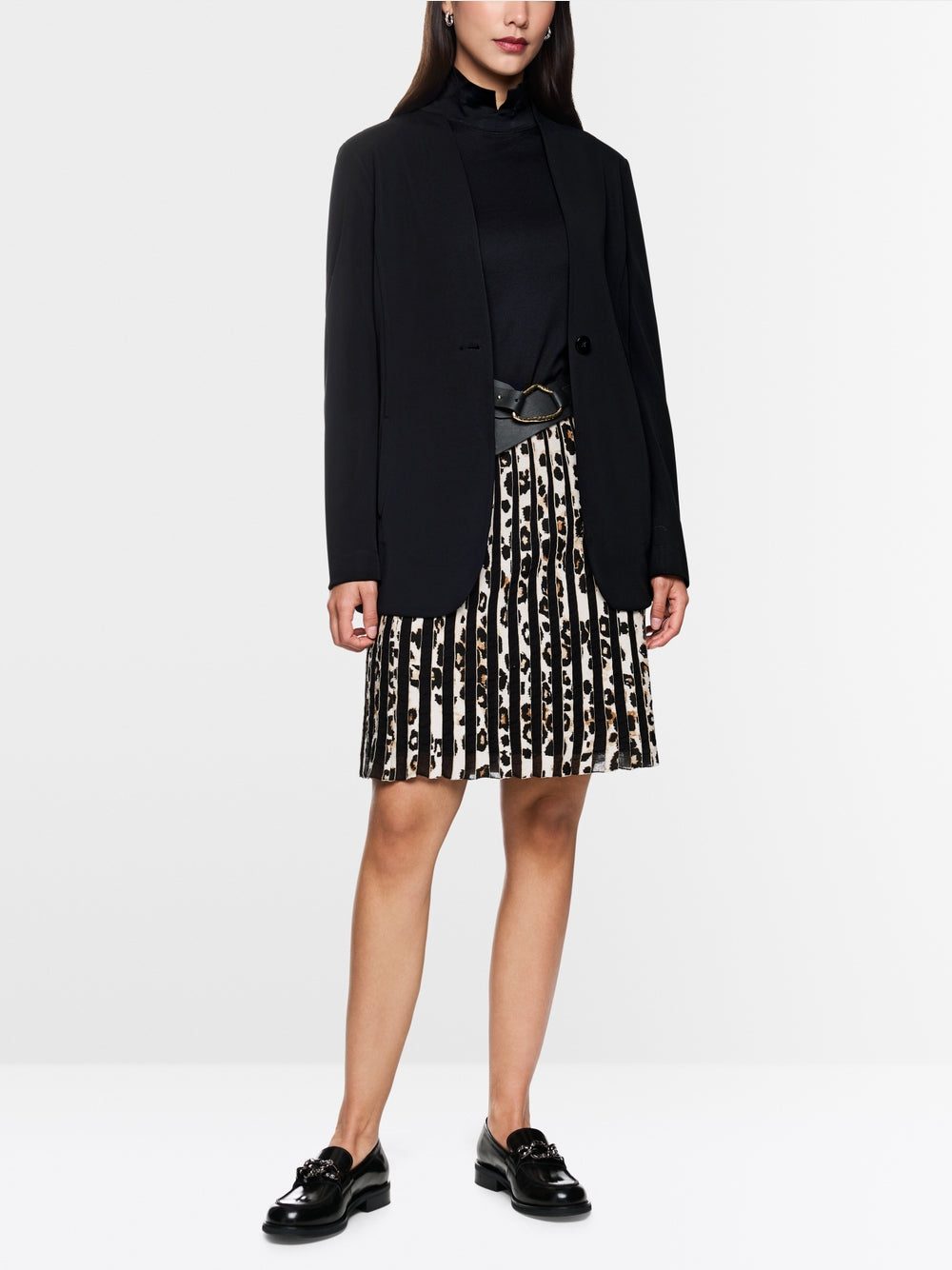 Marc Cain Collections Slightly Fitted Blazer Black ZC34.04J10
